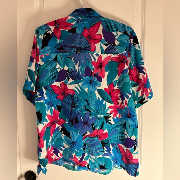 Chemise - Picture 3 of 3